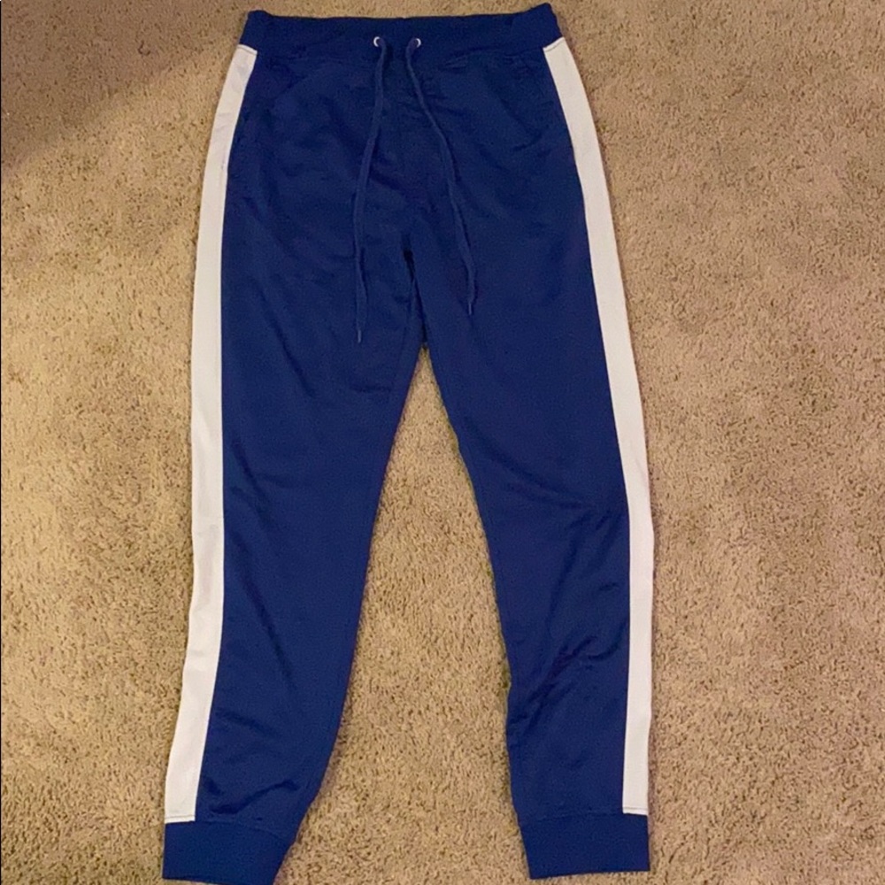 EMPYRE joggers